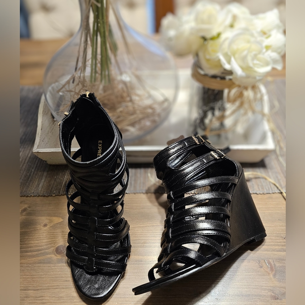Express Gladiator Strappy Wedge Heels / Sandals - Picture 6 of 16